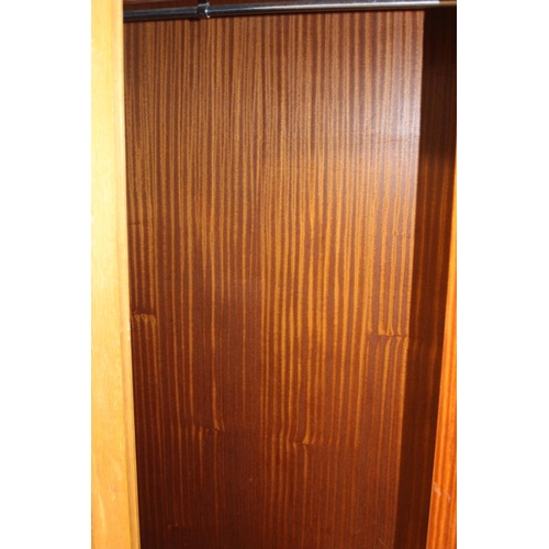 34 - GPLAN WARDROBE AND STAG CUPBOARD
93 X 171 X 54CM