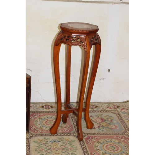 42 - ORIENTAL PLANT STAND AND EASTERN CUPBOARD - DOOR A/F 
90 X 40CM