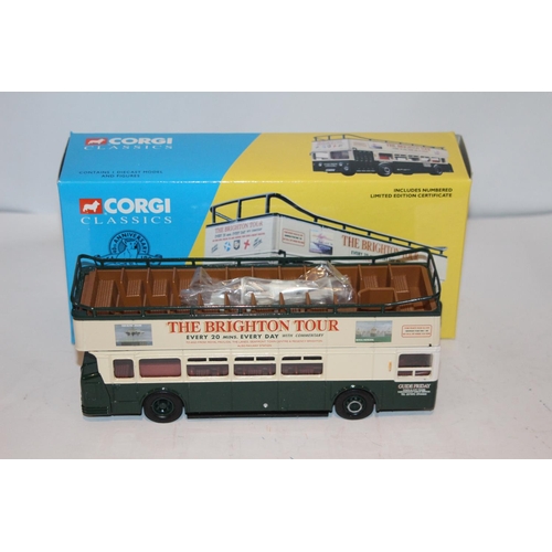 CORGI 33501 GUIDE FRIDAY OPEN TOP BUS SET DIECAST MODEL WITH BOX