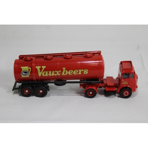 669 - CORGI 27901 ARTICULATED TANKER SET VAUX BEERS DIECAST MODEL WITH BOX