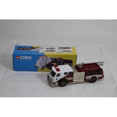 684 - CORGI 51701 Staten Island PUMPER DIECAST MODEL WITH BOX