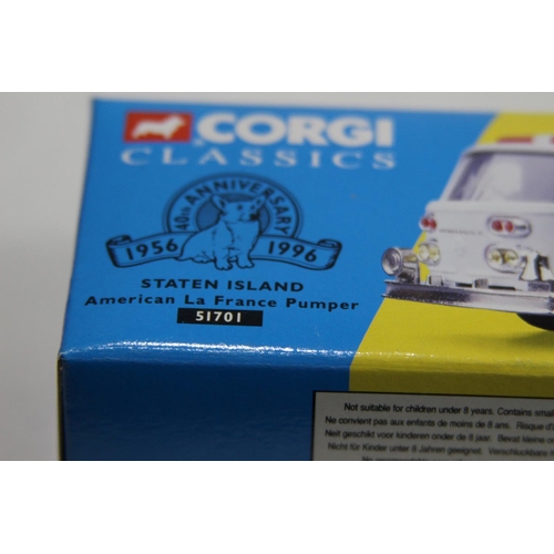684 - CORGI 51701 Staten Island PUMPER DIECAST MODEL WITH BOX