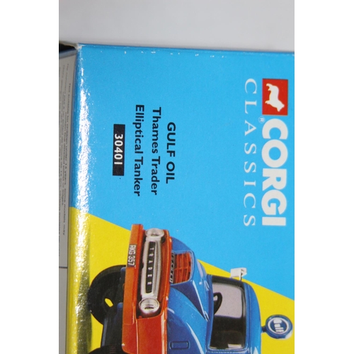 709 - CORGI 30401 GULF OIL ELLIPTICAL TANKER DIECAST MODEL WITH BOX