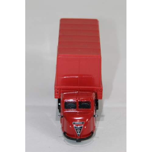712 - CORGI POV29 1964 SCAMMELL SCARAB 3 TON Royal Mail DIECAST MODEL WITH BOX