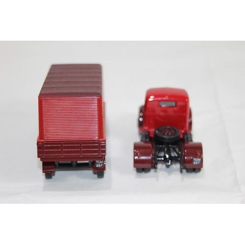 716 - CORGI 18402 TERRYS CHOCOLATE BEDFORD O SERIES ARTIC DIECAST MODEL WITH BOX