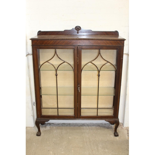 9 - EDWARDIAN DISPLAY CABINET WITH BALL AND CLAW FEET - GLASS IS BROKEN ONE SIDE AND MISSING THE OTHER 
... 