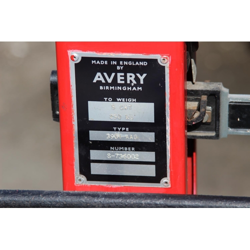 101 - AVERY INDUSTRIAL SCALES