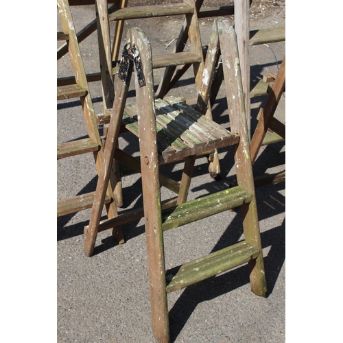 120 - QUANTITY OF WOODEN LADDERS 
145CM