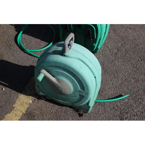 125 - 2 X GARDEN HOSES