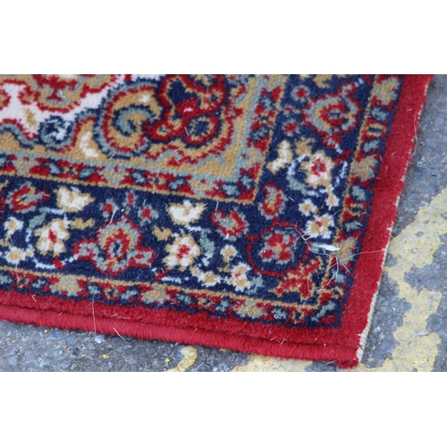 211 - VINTAGE RUG 
115 X 62CM