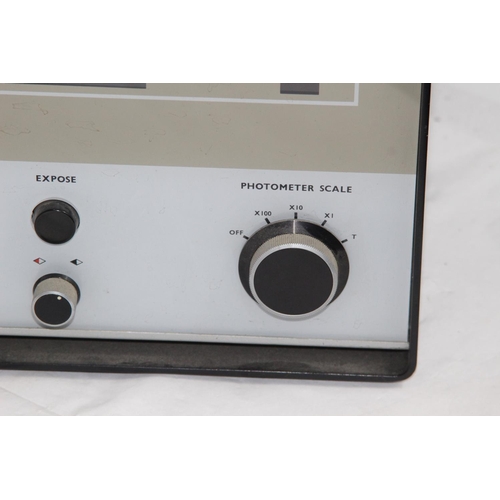 521 - VICKERS INSTRUMENTS AUTOMATIC EXPOSURE UNIT