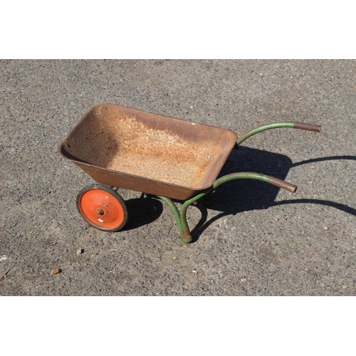 820 - VINTAGE CHILDS WHEELBARROW
69CM