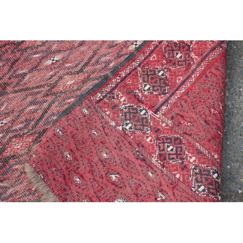 215 - VINTAGE EASTERN HANDMADE RUG
319 X 200CM