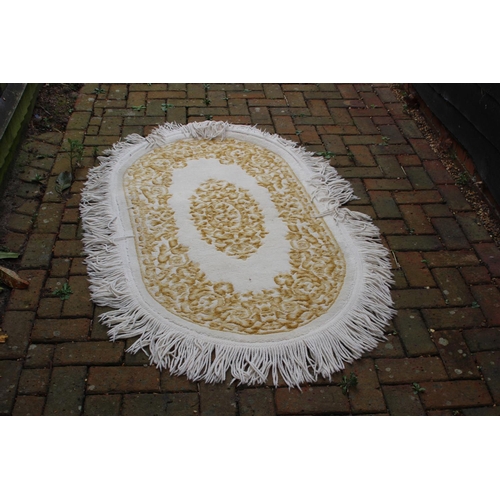 223 - MODERN RUG 
145 X 86CM