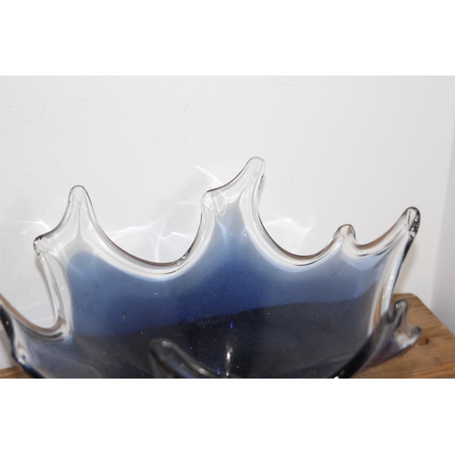 287 - RETRO ART GLASS BOWL
32CM