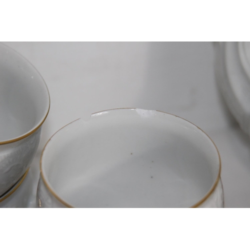 307 - CZECHOSLOVAKIAN BERNADOTTE TEA SET