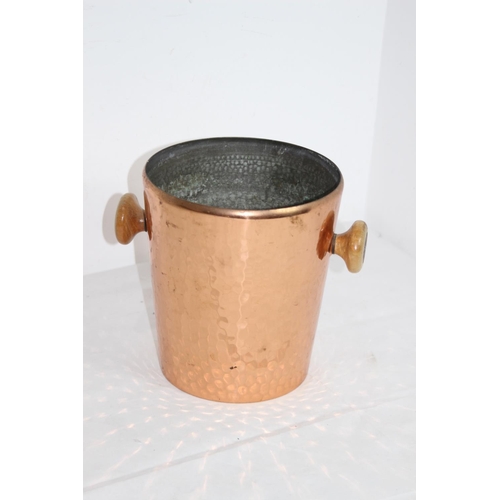 339 - COPPER ICE BUCKET
21CM