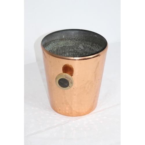 339 - COPPER ICE BUCKET
21CM