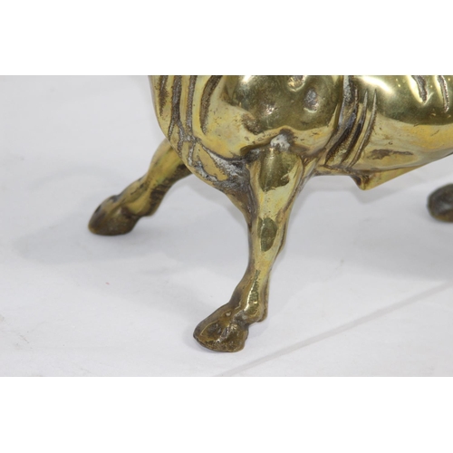 348 - HEAVY BRASS BULL 
47CM