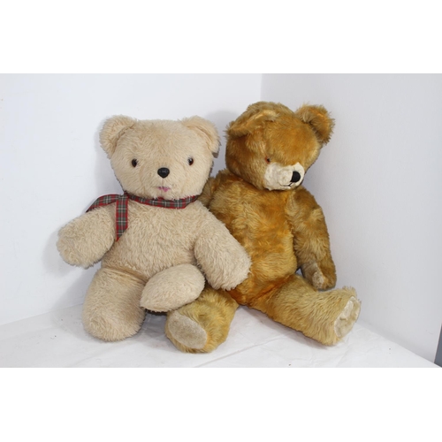 357 - 2 X VINTAGE TEDDY BEARS 
72CM