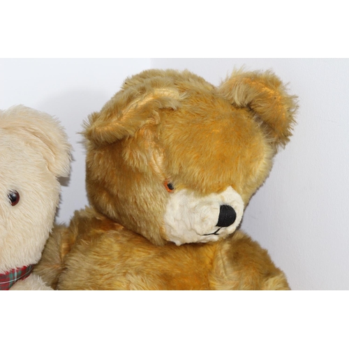 357 - 2 X VINTAGE TEDDY BEARS 
72CM