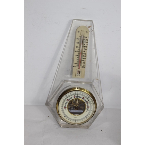 358 - BAROMETER 
31CM