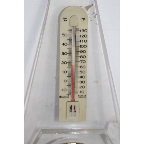 358 - BAROMETER 
31CM