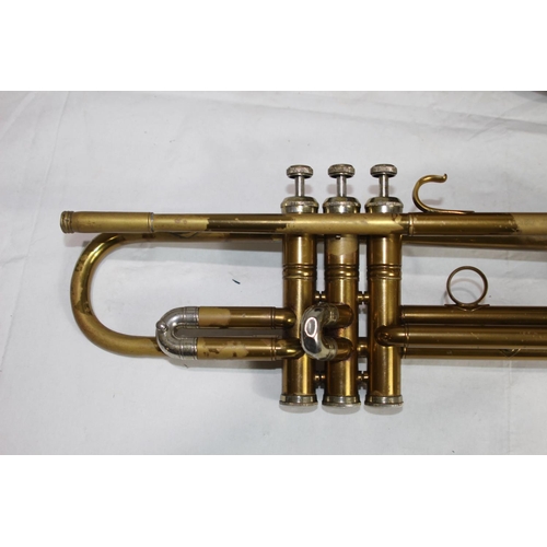 387 - VINTAGE DALLAS RUDY MUCK 2M TRUMPET