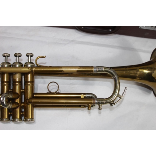 387 - VINTAGE DALLAS RUDY MUCK 2M TRUMPET