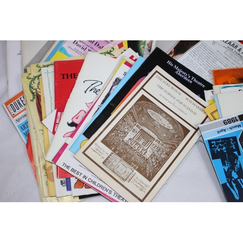 391 - BOX OF EPHEMERA