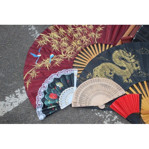 400 - QUANTITY OF ORIENTAL FANS
88CM