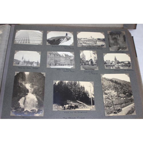 418 - QUANTITY OF VINTAGE BLACK AND WHITE PHOTOGRAPHS {INTERESTING LOCAL HISTORY}