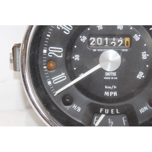 423 - MINI SPEEDOMETER