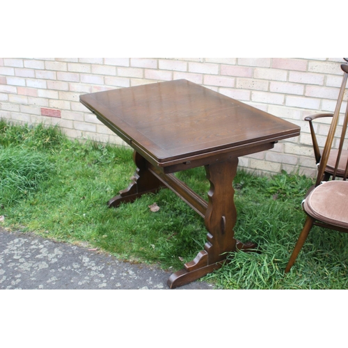 19 - ERCOL TABLE AND 6 CHAIRS INCLUDING CARVERS
176 x 71 x 75cm