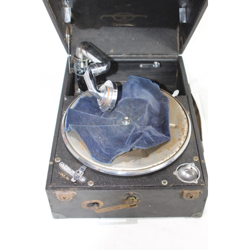 484 - VINTAGE COLUMBIA GRAMMOPHONE