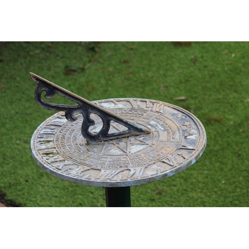 78 - GARDEN SUNDIAL
82CM