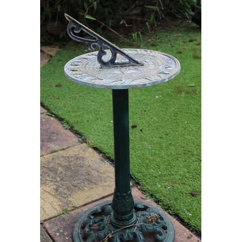 78 - GARDEN SUNDIAL
82CM