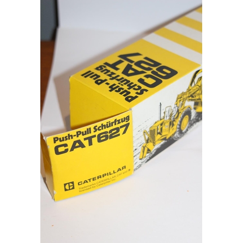 274 - CATERPILLAR 627 PUSH PULL SCRAPER DIE-CAST MODEL WITH BOX