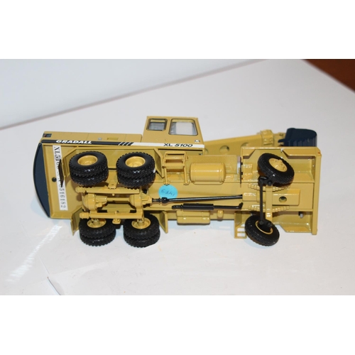 284 - GRADALL HYDRAULIC EXCAVATOR XL 5100 DIE-CAST MODEL WITH BOX