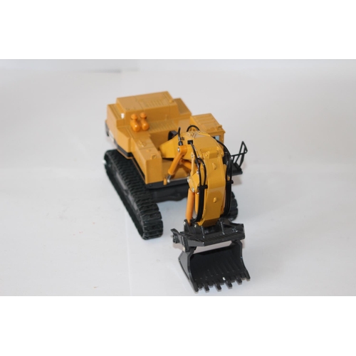 288 - KOMATSU PC650 HYDRAULIC EXCAVATOR DIE-CAST MODEL WITH BOX