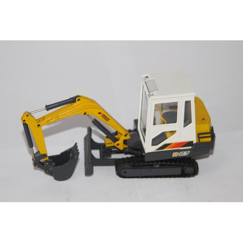 295 - CEF AMMANN YANMAR B27 MINI ESCAVATOR DIE-CAST MODEL WITH BOX