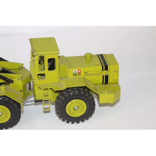 368 - GESCHA TEREX 72-71 ARTICULATED WHEELED LOADER DIE-CAST MODEL NO BOX