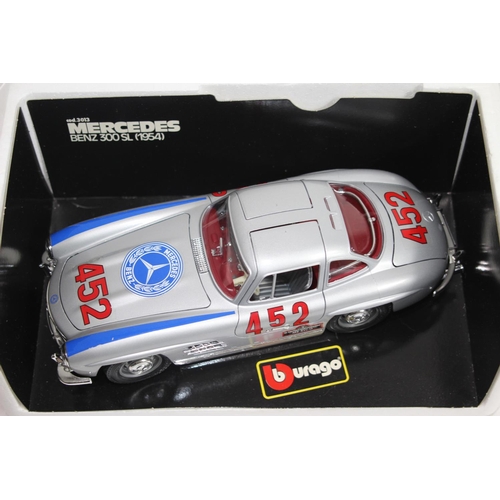 375 - BURAGO MERCEDES BENZ 300 SL 1954 COD 3013 CAR MODEL WITH BOX