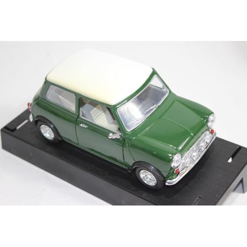 380 - MINI COOPER COLLECTABLES SS7709W DIE-CAST CAR MODEL WITH BOX