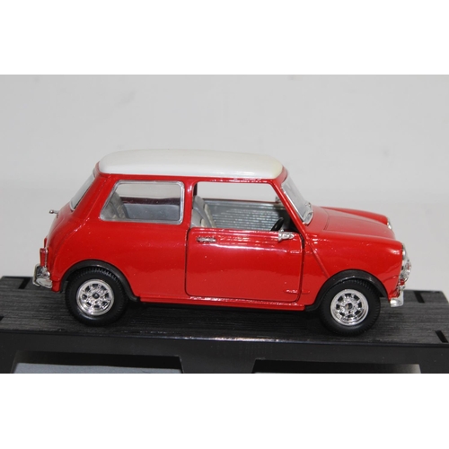 382 - MINI COOPER COLLECTABLES SS7709W DIE-CAST CAR MODEL WITH BOX