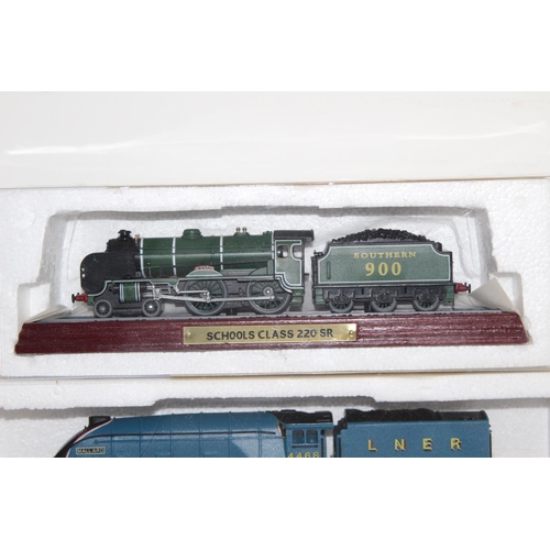 406 - 4 X COLLECTABLE DIE-CAST LOCOMOTIVES