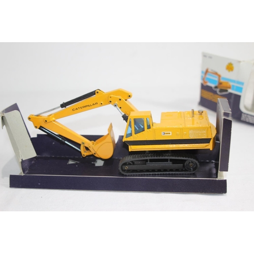 414 - JOAL CATERPILLAR 225 HYDRAULIC EXCAVATOR DIE-CAST MODEL WITH BOX