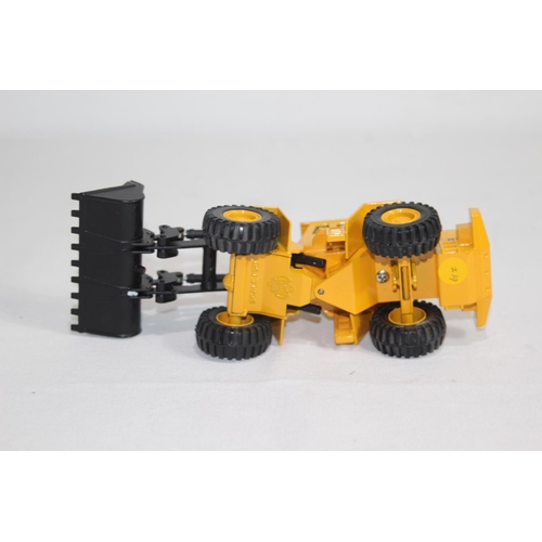 423 - JOAL VOLVO BM L160 LOADER DIE-CAST MODEL WITH BOX