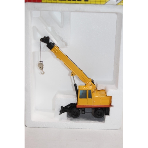 431 - JOAL TELESCOPE CRANE DIE-CAST MODEL WITH BOX