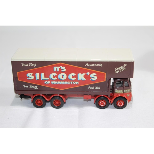 449 - CORGI CLASSICS FODEN CLOSED POLE TRUCK 12601 DIE-CAST MODEL WITH BOX